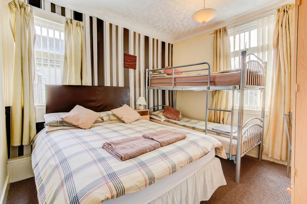 Greenmount 3* Blackpool